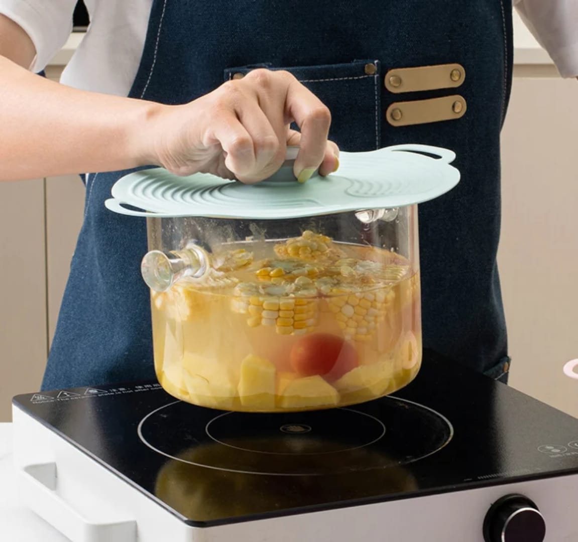 Silicone Vacuum Cover - 31 cm - Eaze Mart